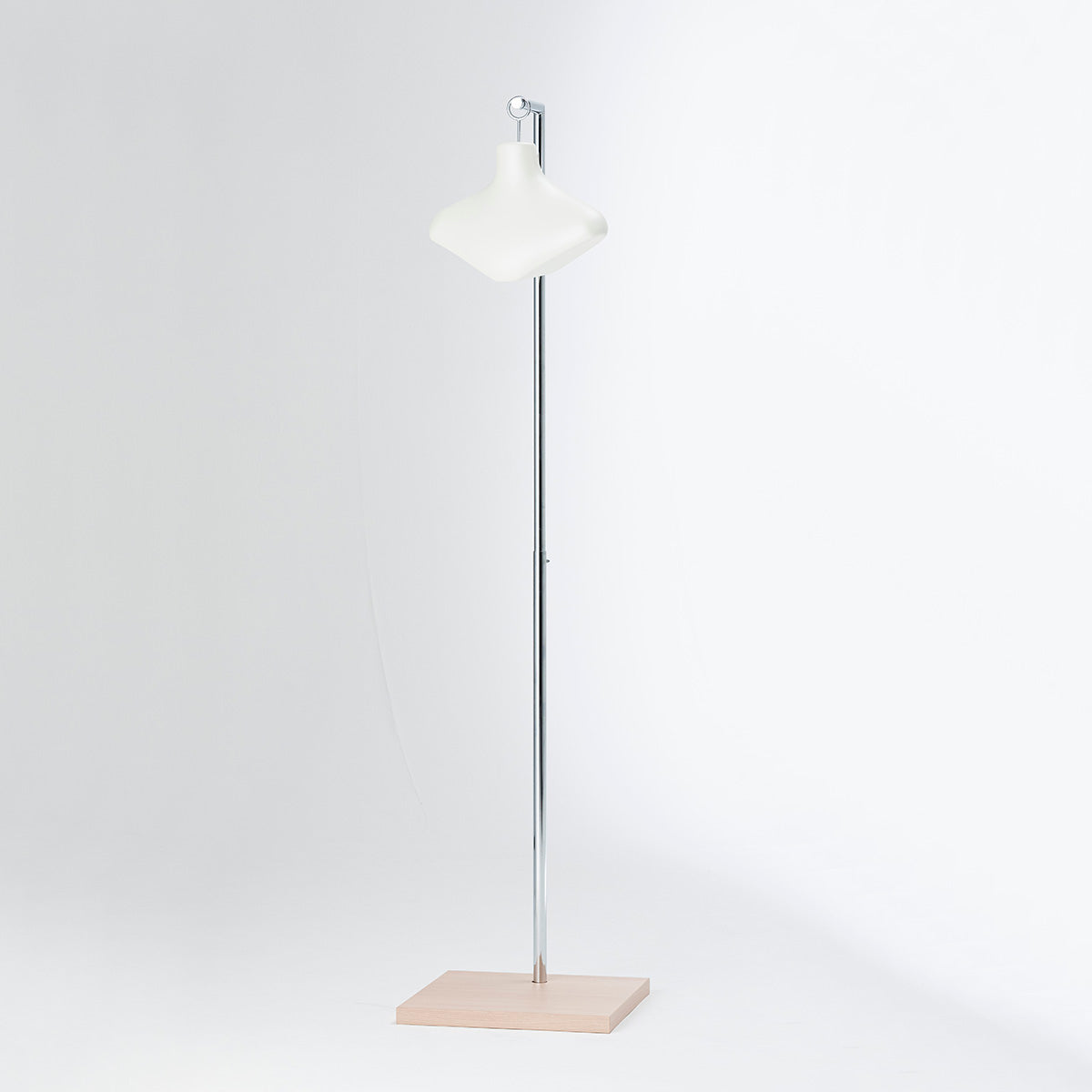 Neue accessory｜ハンガーボディPWT034